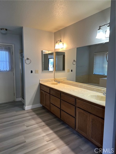 Detail Gallery Image 14 of 15 For 14845 Amorose, Lake Elsinore,  CA 92530 - 4 Beds | 2 Baths