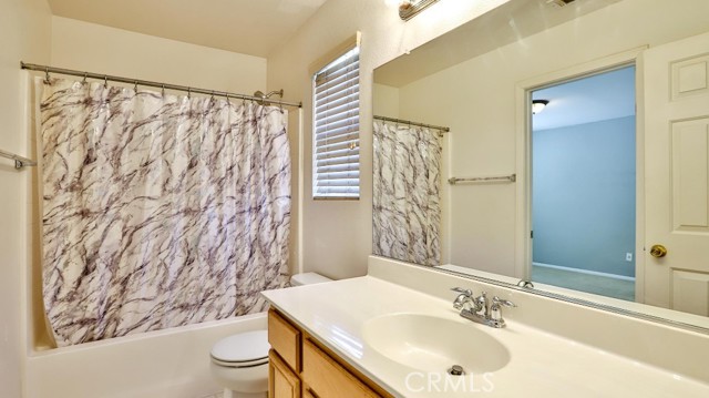 Detail Gallery Image 21 of 26 For 13924 Nettle St, Hesperia,  CA 92344 - 4 Beds | 3/1 Baths