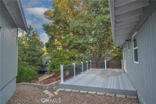Detail Gallery Image 20 of 22 For 30607 Live Oak Dr, Running Springs,  CA 92382 - 1 Beds | 1 Baths