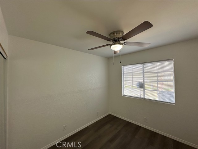 38726 E 31st E Street, Palmdale CA: https://media.crmls.org/medias/c0a174e2-557a-46bf-aa19-d2dde205e004.jpg