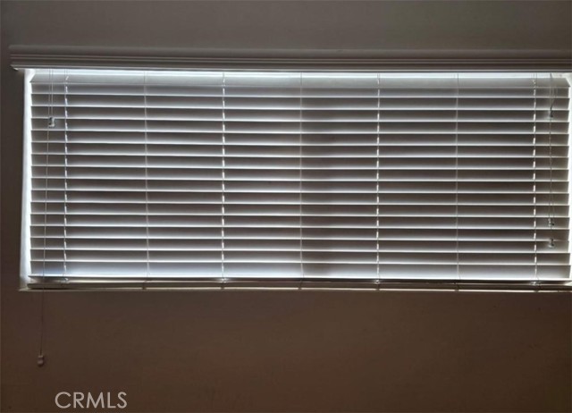 Detail Gallery Image 5 of 5 For 4393 Tyler, Riverside,  CA 92503 - 1 Beds | 2 Baths