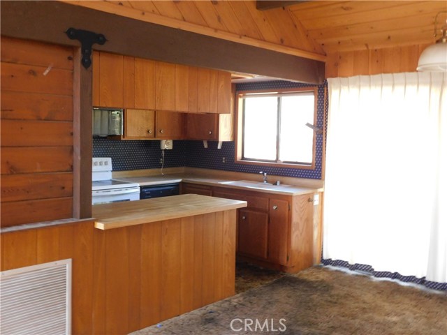 Detail Gallery Image 27 of 37 For 25109 Coulter Dr, Idyllwild,  CA 92549 - 2 Beds | 2 Baths