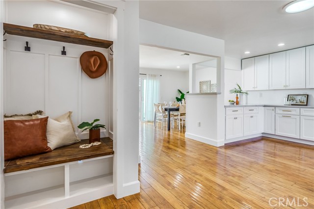 Detail Gallery Image 4 of 37 For 5602 Placer Ave, Westminster,  CA 92683 - 4 Beds | 3 Baths