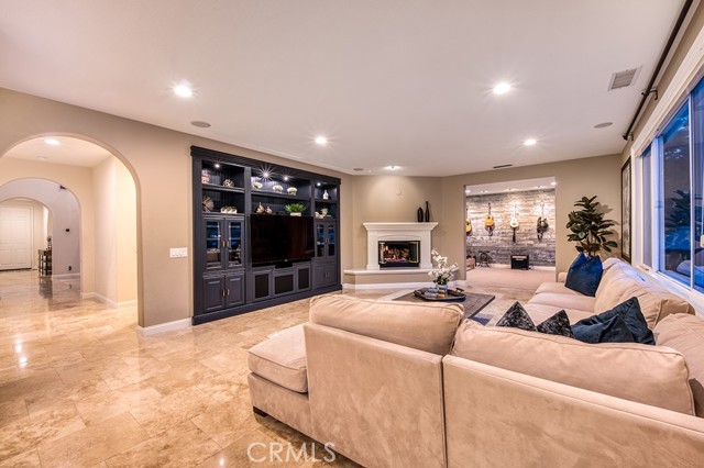 Detail Gallery Image 7 of 34 For 22 Marble Creek Ln, Coto de Caza,  CA 92679 - 5 Beds | 4 Baths