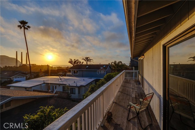 Detail Gallery Image 5 of 51 For 1221 Berwick Dr, Morro Bay,  CA 93442 - 3 Beds | 2/1 Baths