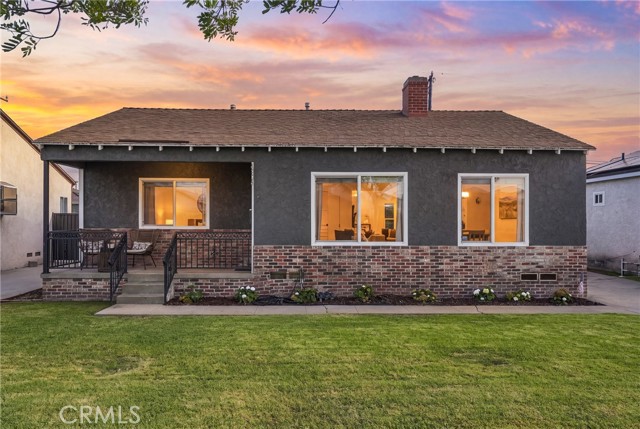 4904 W 123rd