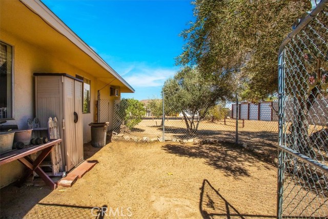 Detail Gallery Image 38 of 60 For 6919 Lennox Ave, Yucca Valley,  CA 92284 - 3 Beds | 2 Baths