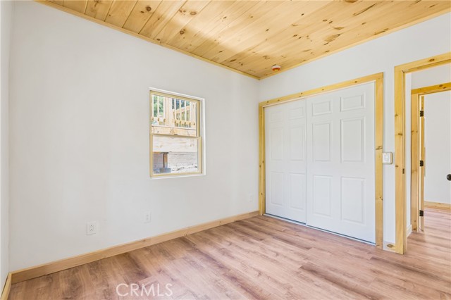 33149 Holcomb Creek Drive, Green Valley Lake CA: https://media.crmls.org/medias/c0a7e530-4f75-408c-b7f5-f8dad0145585.jpg