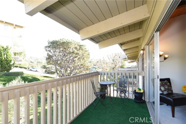 6542 Ocean Crest Drive, Rancho Palos Verdes, California 90275, 2 Bedrooms Bedrooms, ,1 BathroomBathrooms,Residential,Sold,Ocean Crest,PV22005493