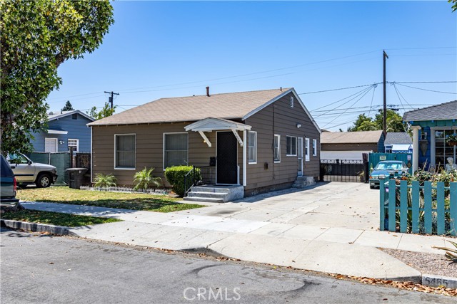 5459 Lemon Ave, Long Beach, CA 90805