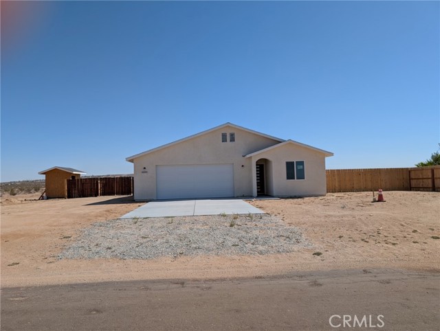 Detail Gallery Image 1 of 25 For 9878 Magnolia Ave, California City,  CA 93505 - 3 Beds | 2 Baths