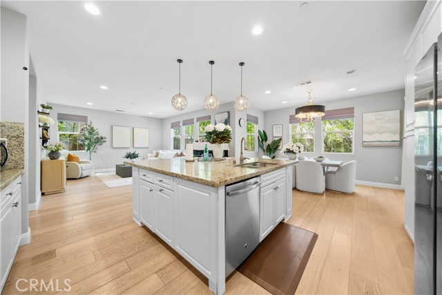 228 Wicker, Irvine CA: https://media.crmls.org/medias/c0a8f78f-5a64-42e4-a471-ad7a3c058b46.jpg