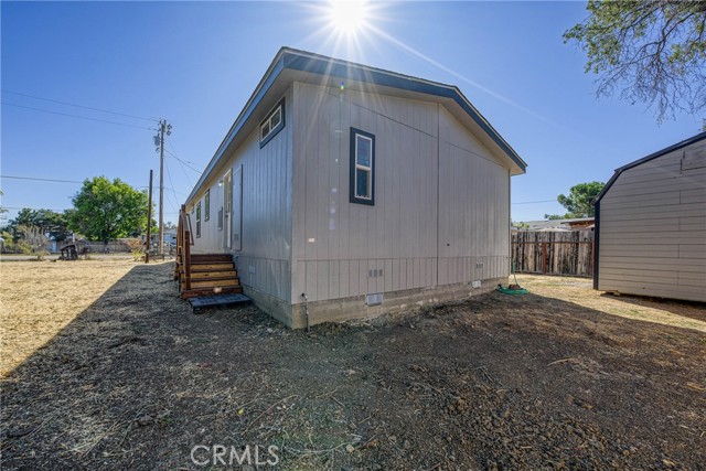 3791 Robinson Avenue, Clearlake CA: https://media.crmls.org/medias/c0a95478-ca8b-402c-bcf7-1720bf38d321.jpg