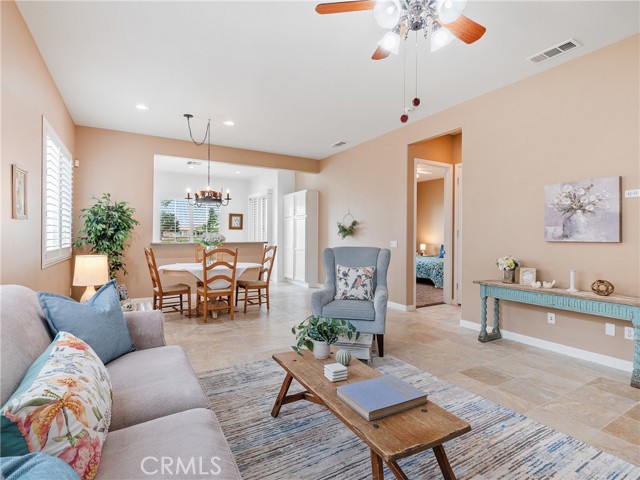 Detail Gallery Image 12 of 36 For 10364 Lakeshore Dr, Apple Valley,  CA 92308 - 2 Beds | 2 Baths