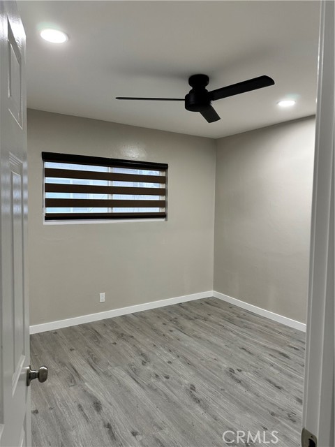 Detail Gallery Image 5 of 5 For 10024 Foster Rd, Bellflower,  CA 90706 - 2 Beds | 1 Baths