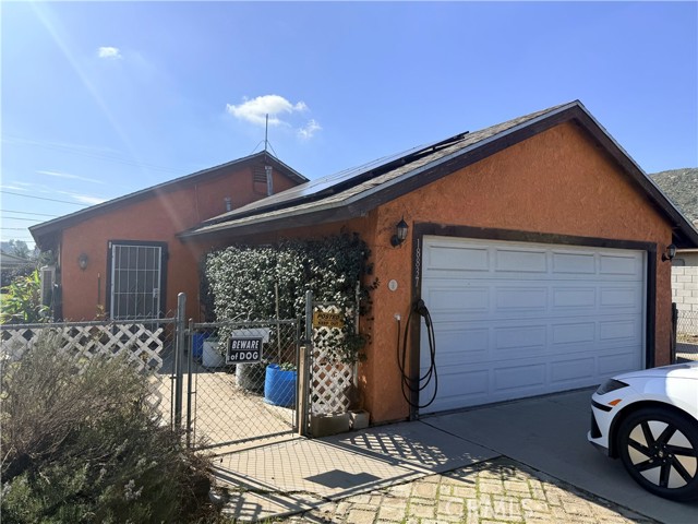 Detail Gallery Image 3 of 35 For 18837 6th, Bloomington,  CA 92316 - 3 Beds | 2 Baths