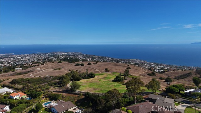 2741 Vista Mesa Drive, Rancho Palos Verdes CA: https://media.crmls.org/medias/c0ac09a2-077a-4b51-84ff-151946bc7127.jpg