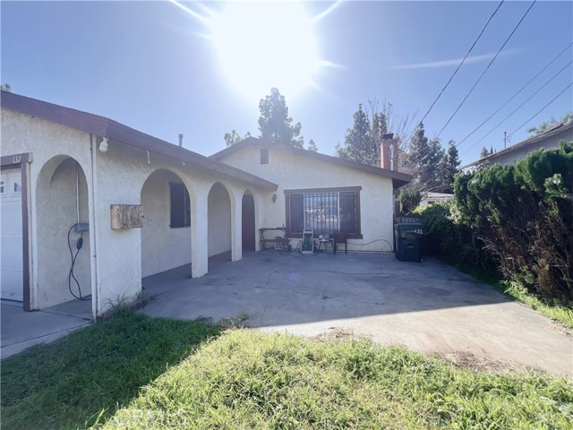 Detail Gallery Image 2 of 10 For 132 W Saxon Avenue, San Gabriel,  CA 91776 - 5 Beds | 3 Baths