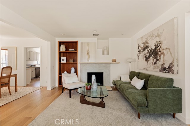 Detail Gallery Image 3 of 25 For 7737 Denrock, Westchester,  CA 90045 - 4 Beds | 4 Baths