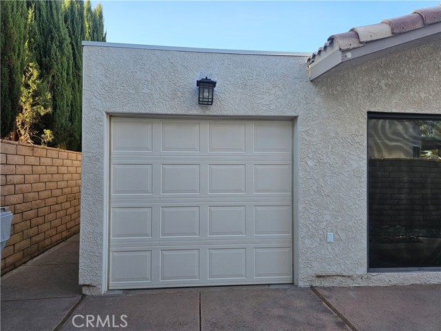 17849 Pebble Beach Drive, Victorville CA: https://media.crmls.org/medias/c0ad1a3a-7633-4c19-97ec-78c74aa2a5a3.jpg