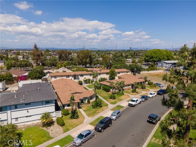 Front Image Thumbnail for CROC26091653