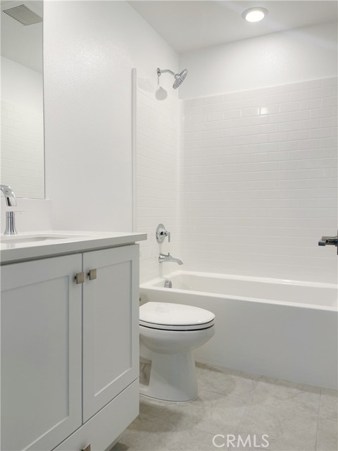 1866 S Westside Drive, Anaheim CA: https://media.crmls.org/medias/c0ae0992-d68f-4a92-8c8d-efac2f851387.jpg