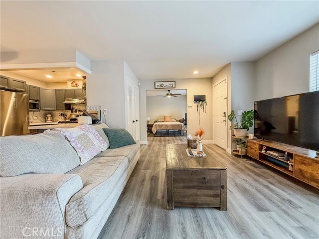 25755 Via Lomas, Laguna Hills CA: https://media.crmls.org/medias/c0aea5f3-1d31-4dad-b749-1ae71404ac77.jpg