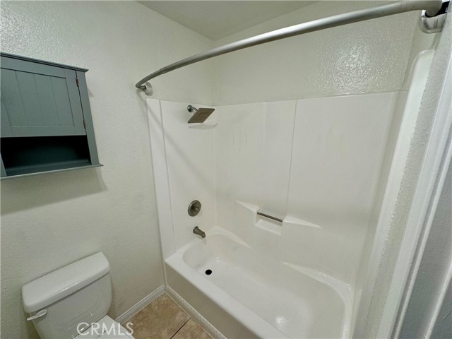 Detail Gallery Image 16 of 21 For 1345 Cabrillo Park Dr. #J16,  Santa Ana,  CA 92701 - 1 Beds | 1 Baths