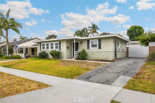14239 Cullen Street, Whittier CA: https://media.crmls.org/medias/c0b06409-5e2d-4b80-b21b-9d19d4ba1f6a.jpg