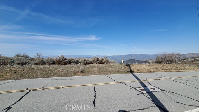 25041 Jacaranda Drive, Tehachapi, California 93561, ,Land,For Sale,25041 Jacaranda Drive,CRSR23210317