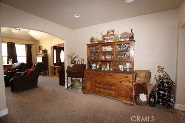 Detail Gallery Image 4 of 48 For 16300 Navajo Trl, Clearlake Oaks,  CA 95423 - 3 Beds | 2/1 Baths