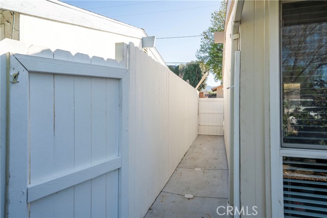 Detail Gallery Image 23 of 23 For 19026 Stillmore, Canyon Country,  CA 91351 - 3 Beds | 1 Baths
