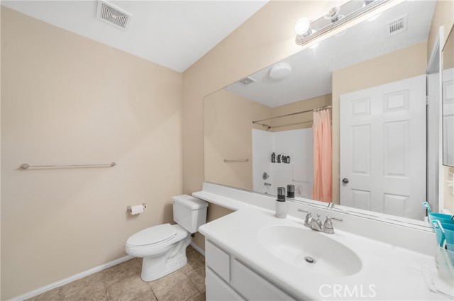 Detail Gallery Image 17 of 23 For 870 W Colorado Bld, Monrovia,  CA 91016 - 4 Beds | 2/1 Baths
