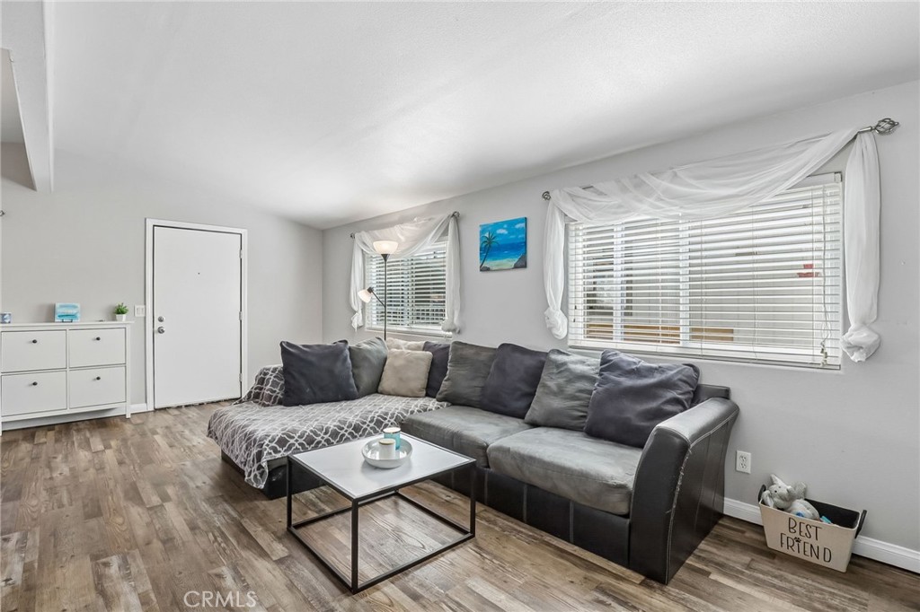 MLS #OC26152459 image #6