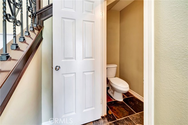 Detail Gallery Image 15 of 65 For 27735 Summer Grove Pl, Valencia,  CA 91354 - 4 Beds | 3 Baths