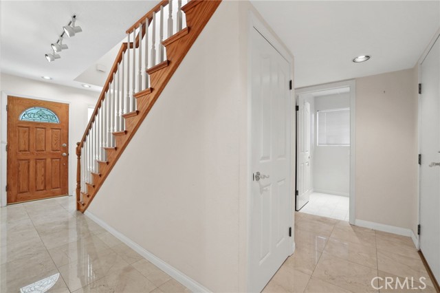 1078 W 10th Street, San Pedro CA: https://media.crmls.org/medias/c0b2dda7-e3c7-40ba-bdc9-1ae4419652a2.jpg