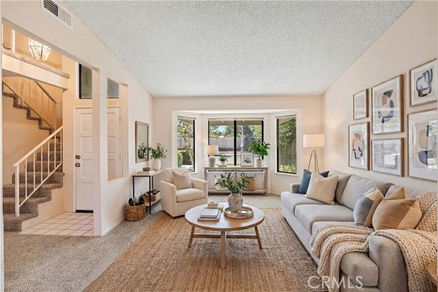 Detail Gallery Image 6 of 33 For 2859 W Avenue J9, Lancaster,  CA 93536 - 3 Beds | 3 Baths