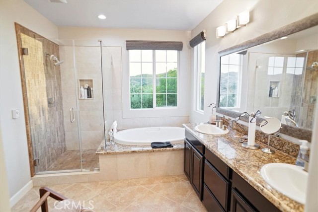 Detail Gallery Image 19 of 48 For 22518 Brightwood Pl, Saugus,  CA 91350 - 5 Beds | 4/1 Baths
