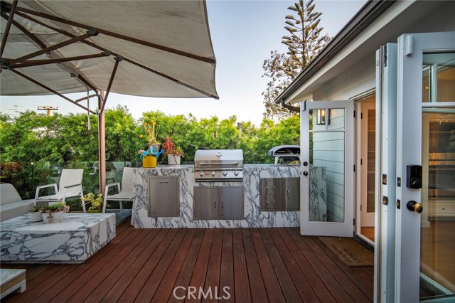 Detail Gallery Image 16 of 56 For 461 Poplar St, Laguna Beach,  CA 92651 - 4 Beds | 4 Baths