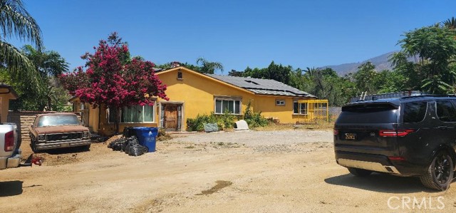 Detail Gallery Image 8 of 44 For 13573 Gladstone Ave, Sylmar,  CA 91342 - 3 Beds | 2/1 Baths