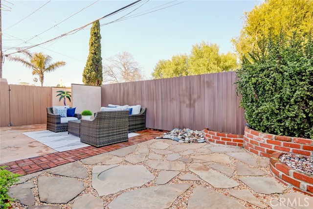 2106 Mackay Lane, Redondo Beach, California 90278, 3 Bedrooms Bedrooms, ,2 BathroomsBathrooms,Residential,Sold,Mackay,SB23016417