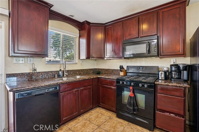 17245 E Arrow, Azusa CA: https://media.crmls.org/medias/c0b70523-d5da-49da-808e-f0bfee205d3c.jpg