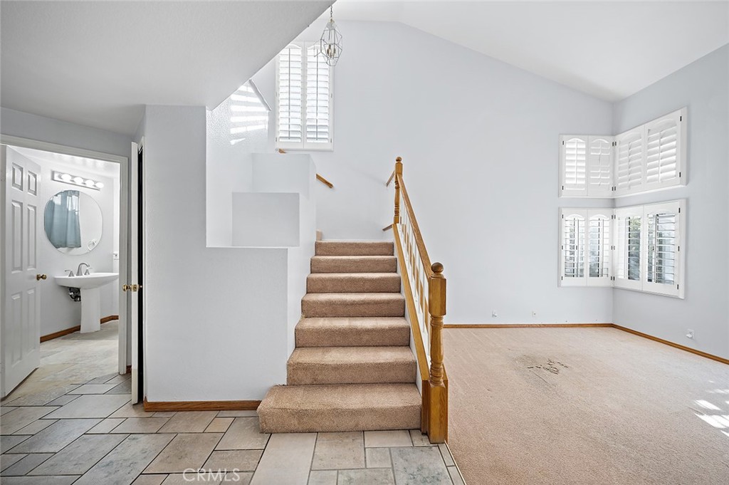 MLS #IV25270729 image #6