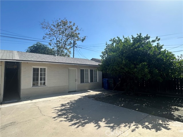 942 E 6th Street, Pomona CA: https://media.crmls.org/medias/c0b75727-fb39-4166-8ff0-7664f013b375.jpg