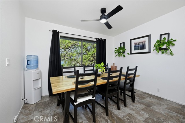 Detail Gallery Image 14 of 33 For 19004 Deer Hill, Hidden Valley Lake,  CA 95467 - 3 Beds | 2 Baths