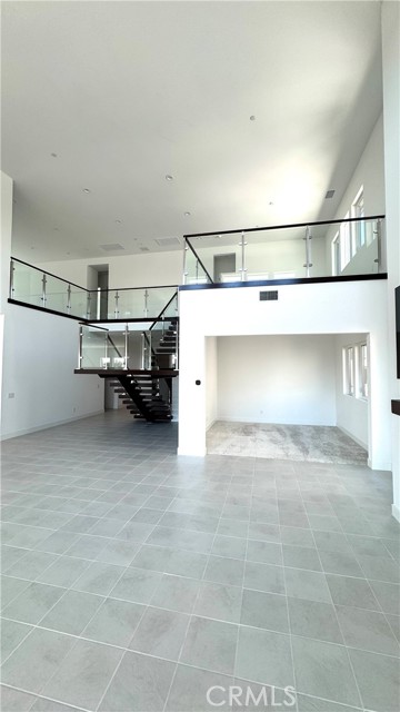Detail Gallery Image 8 of 9 For 20568 Edgewood Ct, Chatsworth,  CA 91311 - 5 Beds | 6 Baths