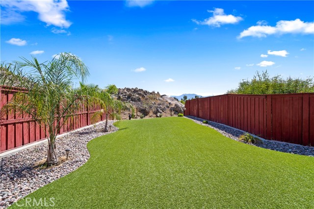 Detail Gallery Image 22 of 46 For 212 Hoch Way, Hemet,  CA 92545 - 2 Beds | 2 Baths