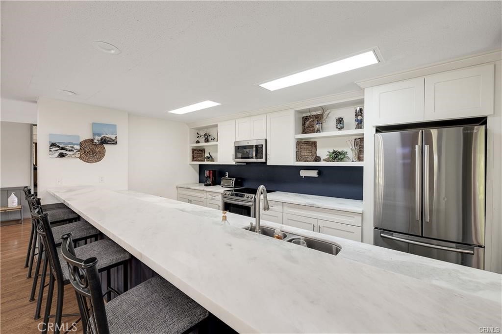 27. 3605 W Hidden Lane #309 Rolling Hills Estates, CA 90274