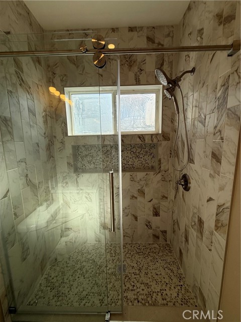 Detail Gallery Image 6 of 16 For 751 E G St #B,  Ontario,  CA 91766 - 2 Beds | 1 Baths