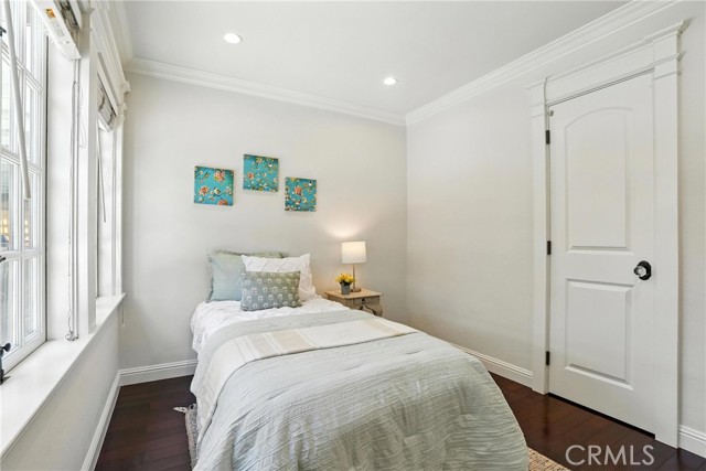 Detail Gallery Image 17 of 38 For 245 F St, Redwood City,  CA 94063 - 3 Beds | 3 Baths